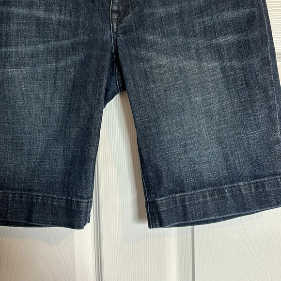 J. Crew women’s blue matchstick jean shorts size 4 - Picture 5 of 8